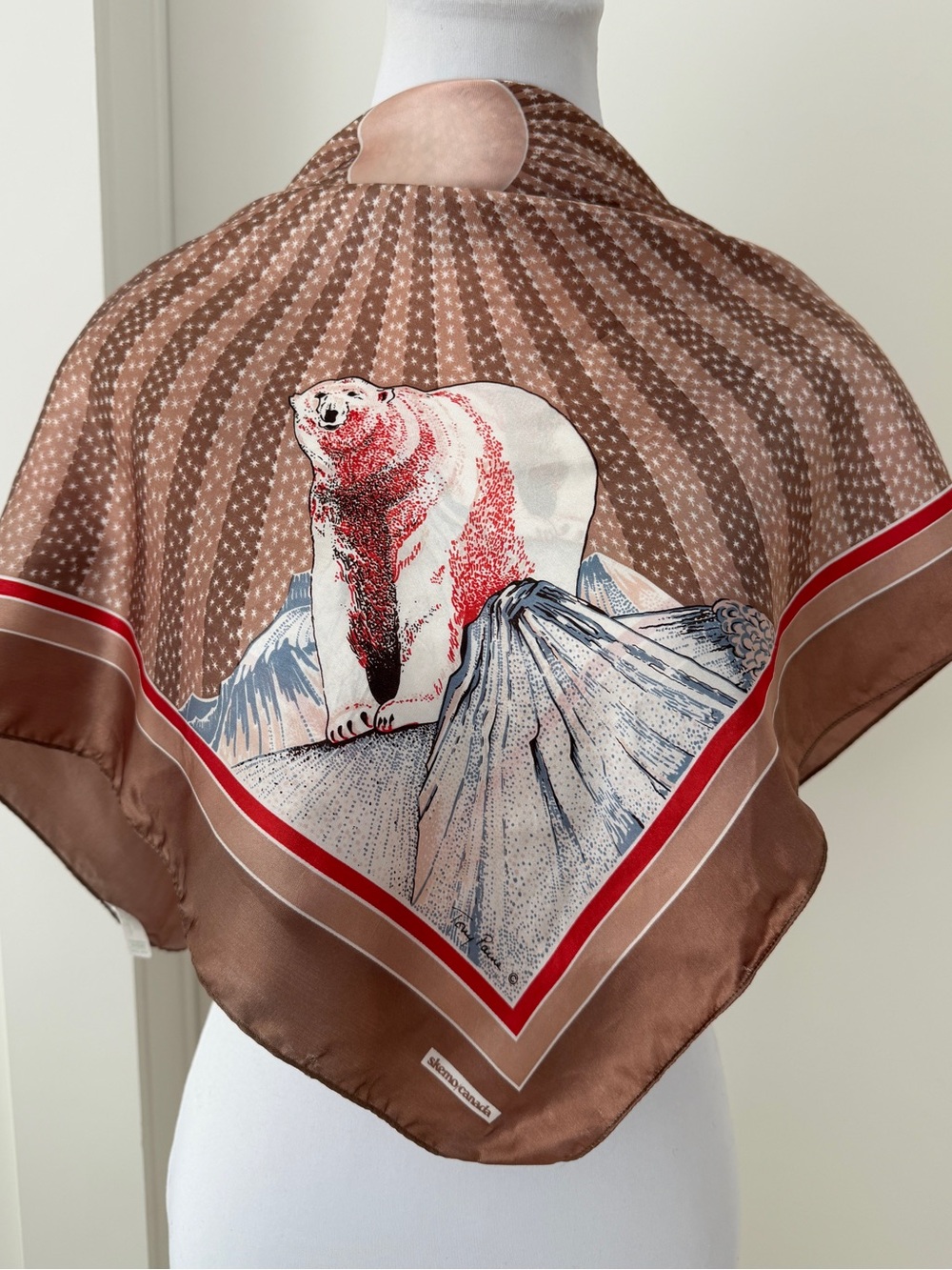SKEMO CANADA Vintage Acetate Polar Bear Scarf Signed Tony Paine Made Japan Chic